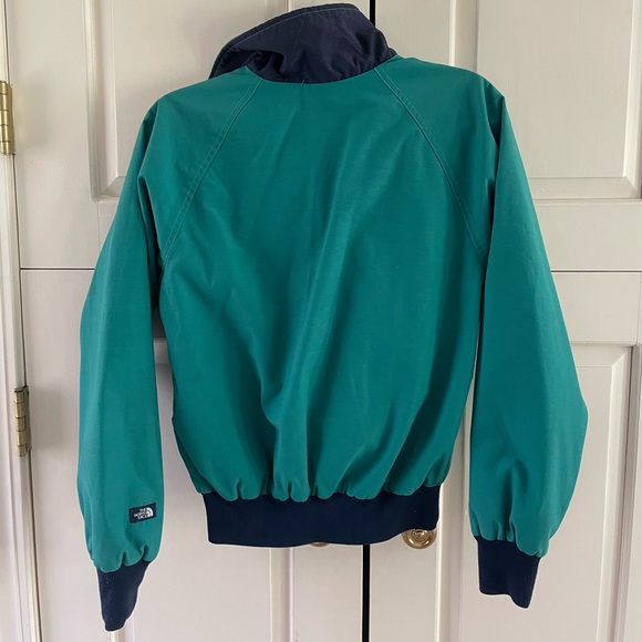 Vintage Women’s Northface pullover - Picture 4 of 4